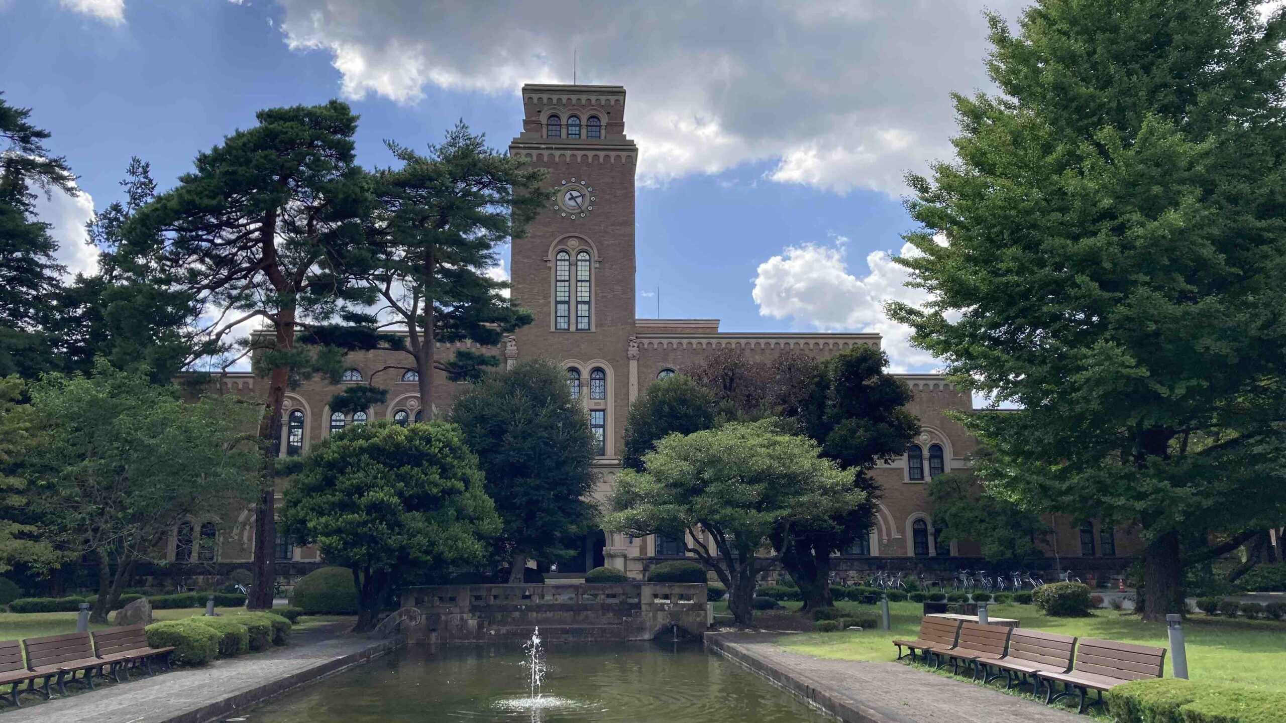 一橋大学1